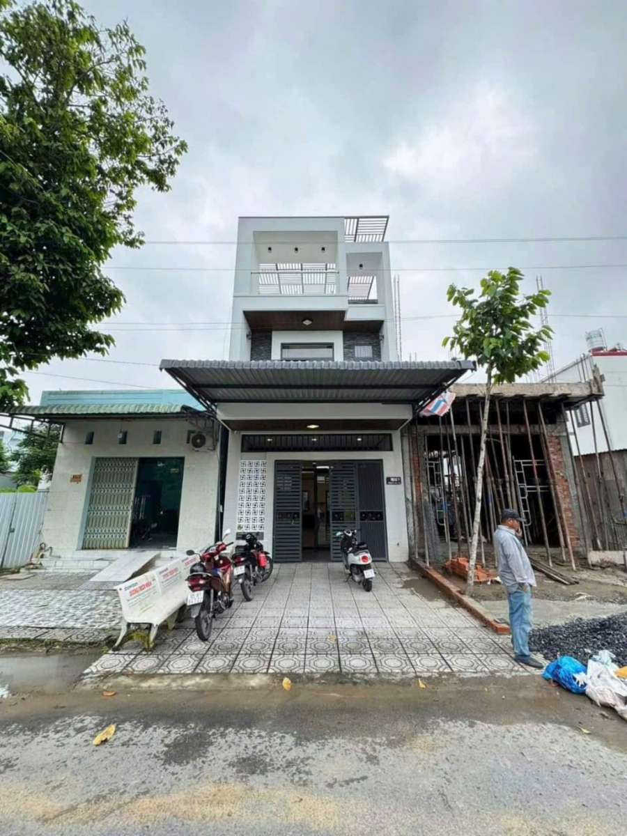 BÁN NHÀ 1 TRỆT 2 LẦU, ĐƯỜNG D4 ,KDC HỒNG LOAN ,PHƯỜNG HƯNG THẠNH QUẬN CÁI RĂNG