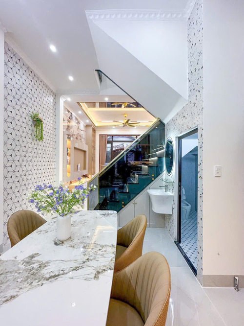 BÁN NHÀ TRỆT LẦU MỚI HOÀN THIỆN GẦN ĐH Y DƯỢC - TRỤC CHÍNH HẺM 146 LIÊN TỔ 12-20 NGUYỄN VĂN CỪ, PHƯỜNG TÂN AN 